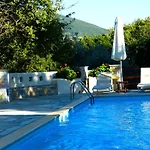 Villa Luxurious 