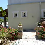 Villa Luxurious 