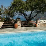 Villa Luxurious 
