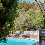 Villa Luxurious 