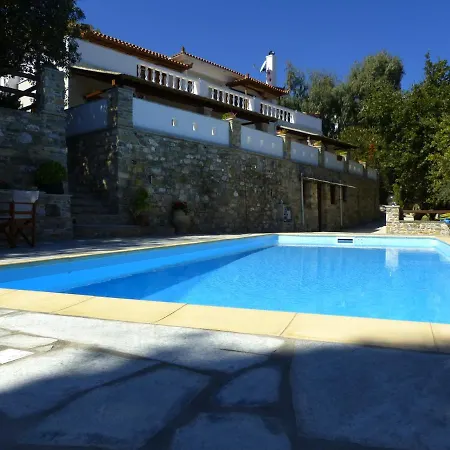 Villa Luxurious 