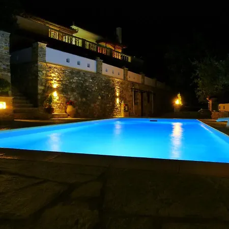 Villa Luxurious 